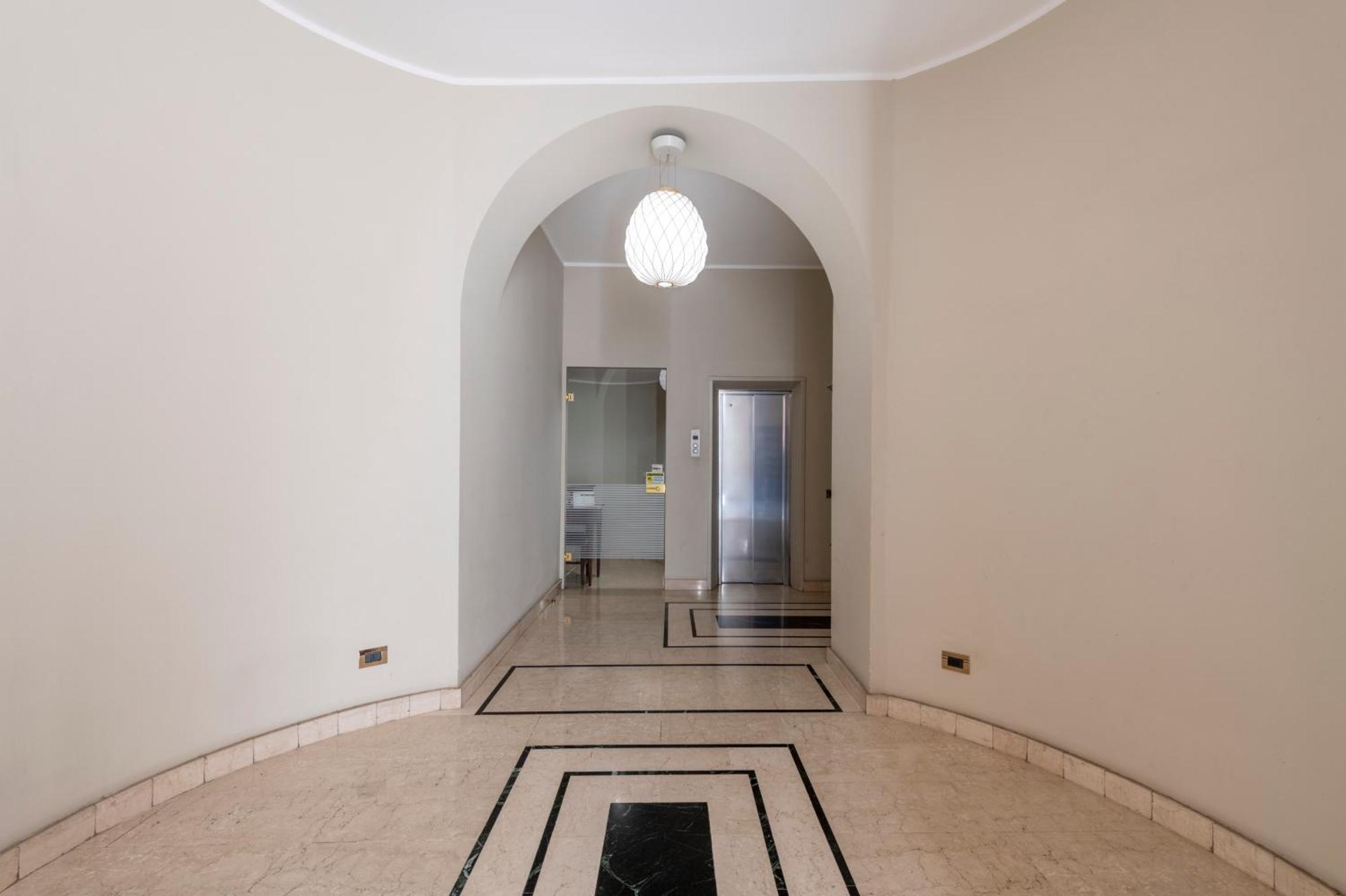 San Babila Luxury Suite - 7Sundays ミラノ エクステリア 写真