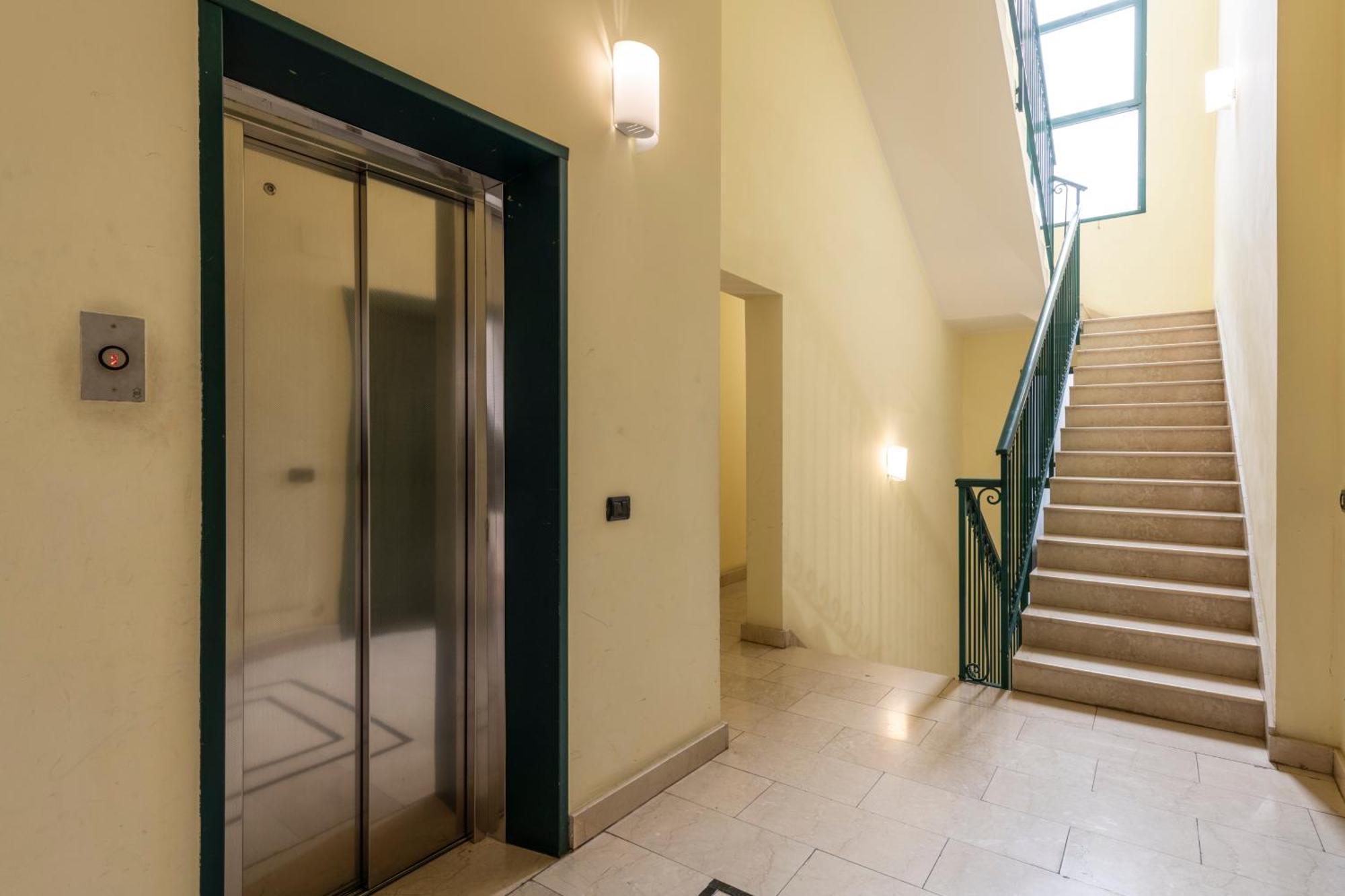 San Babila Luxury Suite - 7Sundays ミラノ エクステリア 写真